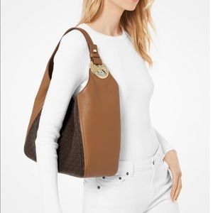 EUC Michael Kors Fulton Hobo